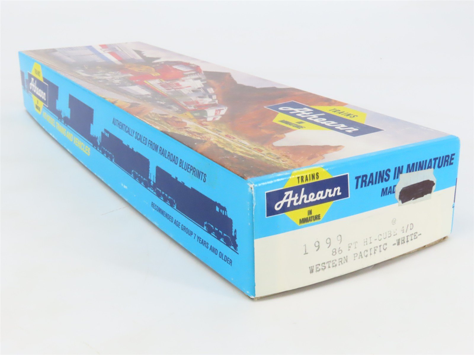 HO Scale Athearn Kit 1999 WP Western Pacific Railroad 86' Hi Cube Box Car #86103