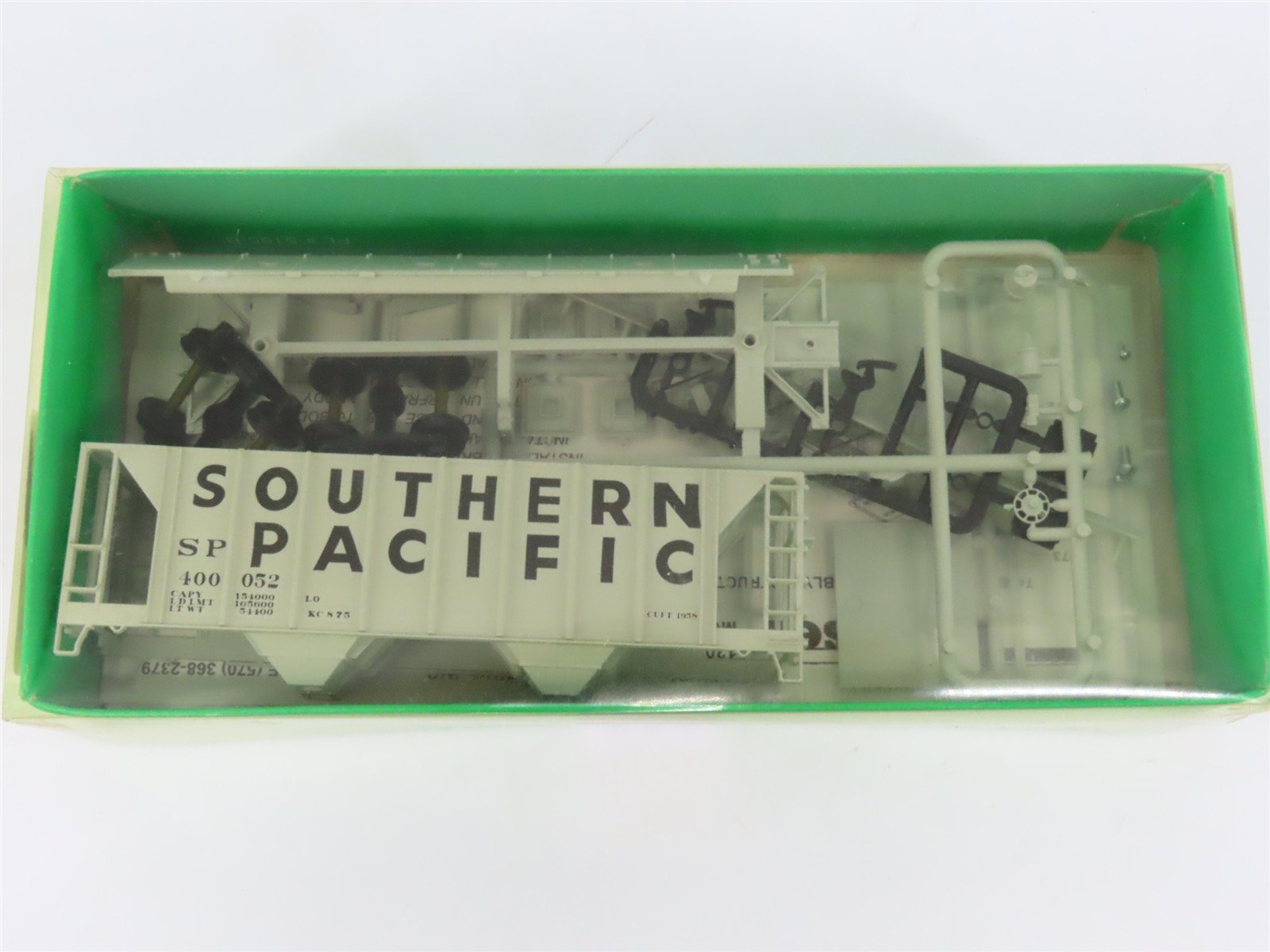 HO Scale Bowser Kit 56136 SP Southern Pacific 2-Bay Hopper #400052 - Sealed
