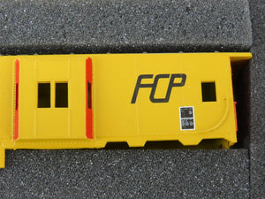 HO Scale Athearn Kit 2308 NdeM/FCP Mexican Bay Window Caboose 3-Pack