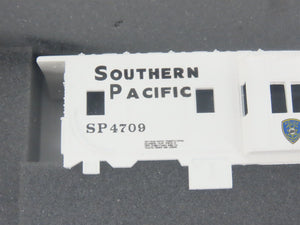 HO Athearn Kit 2301 SP Southern Pacific Railroad Police Caboose 2-Pack Sealed