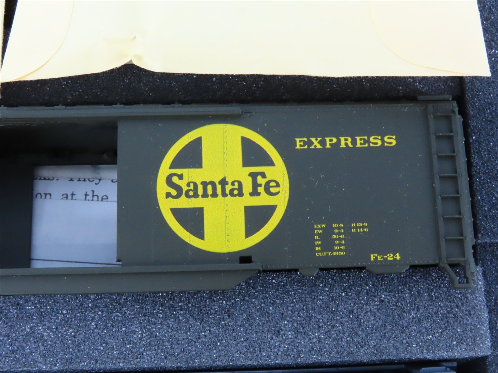 HO Scale Athearn Kit 2306 ATSF Santa Fe Railroad 50' Double Door Box Car 2-Pack
