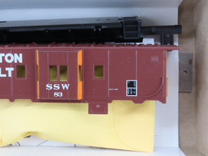 HO Scale Athearn Kit 1167 SSW Cotton Belt Route Bay Window Caboose #83