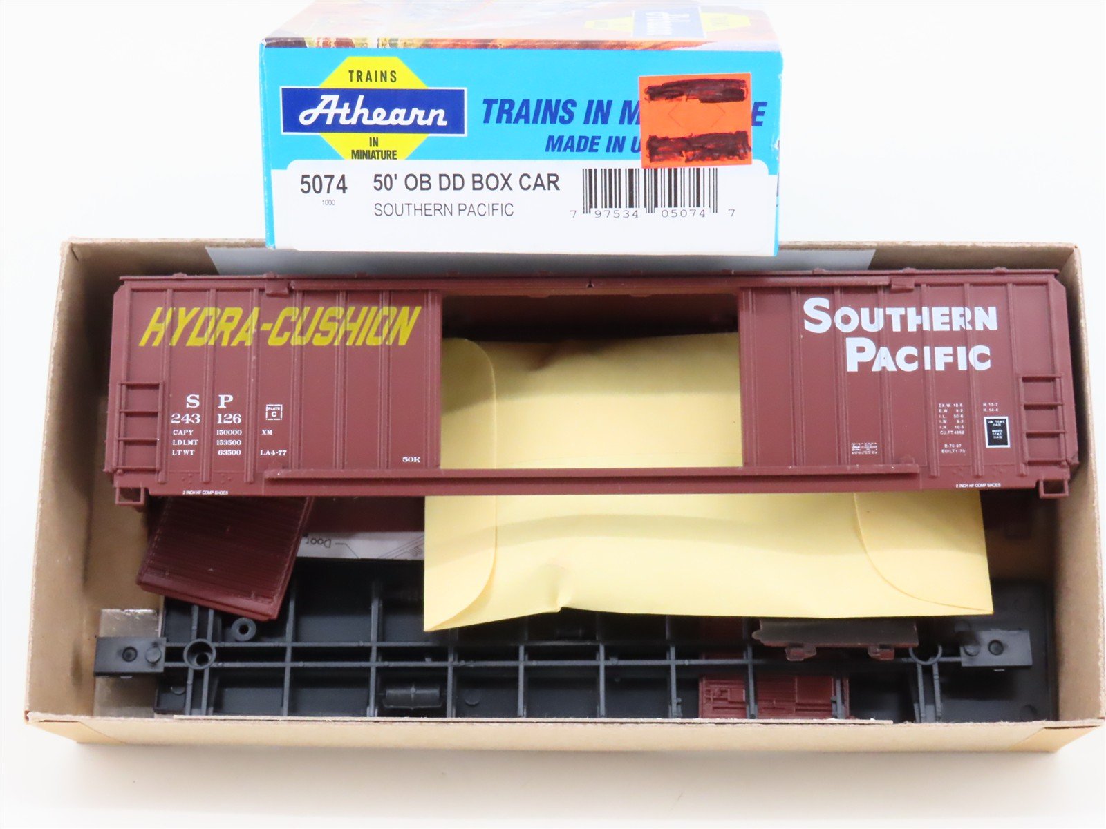 HO Scale Athearn Kit 5074 SP Southern Pacific 50' Double Door Box Car #243126
