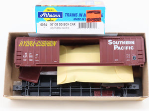 HO Scale Athearn Kit 5074 SP Southern Pacific 50' Double Door Box Car #243126