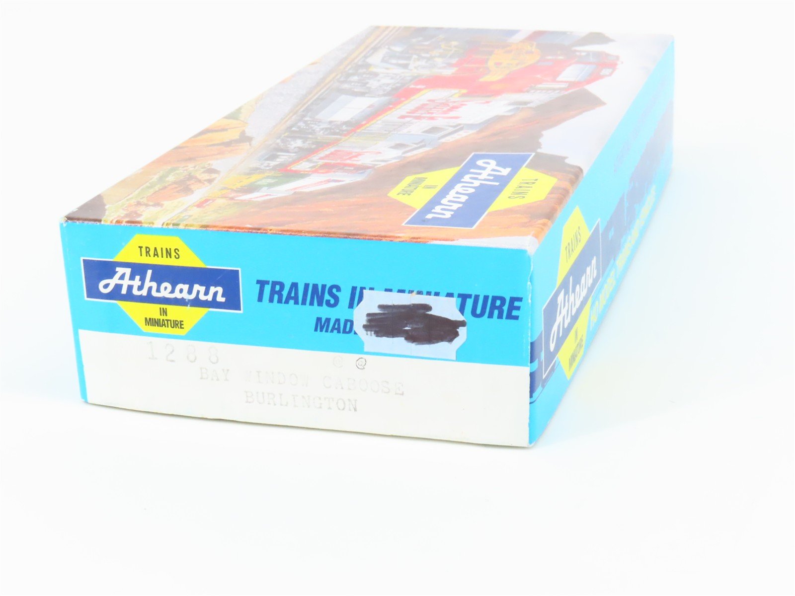HO Scale Athearn Kit 1288 CB&Q Burlington Route Bay Window Caboose #13520