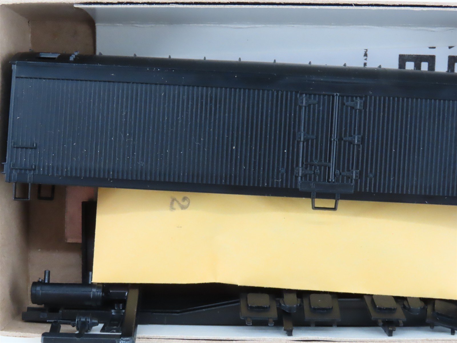 HO Scale Athearn Kit 5330 Undecorated 50' Express Reefer