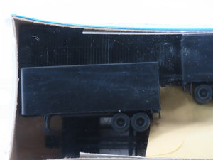 HO Scale Athearn Kit 1411 Undecorated 50' Flat Car w/ 2 Vans - Sealed