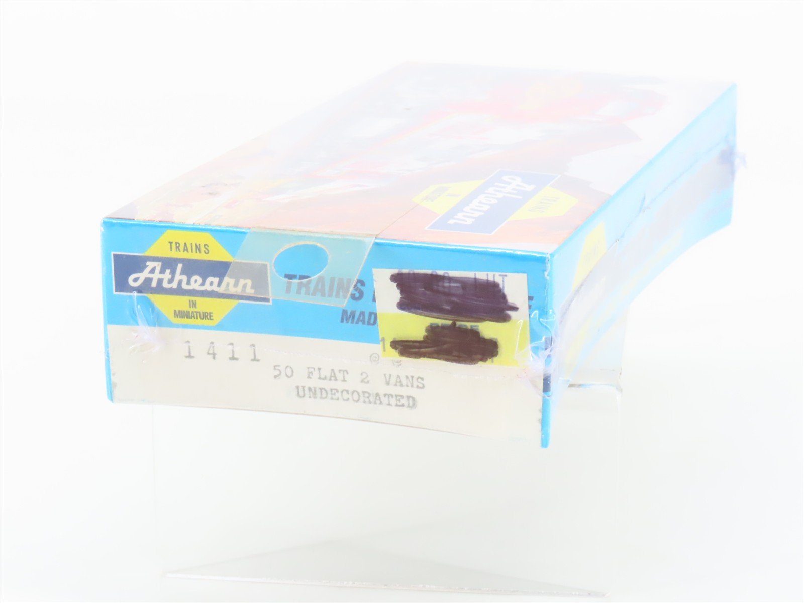 HO Scale Athearn Kit 1411 Undecorated 50' Flat Car w/ 2 Vans - Sealed