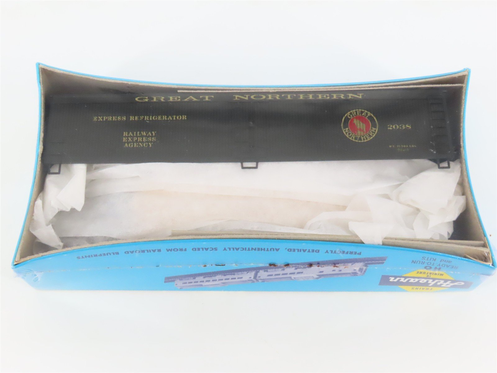 HO Scale Athearn Kit 5332 GN Great Northern 50' Express Reefer #2038 - Sealed