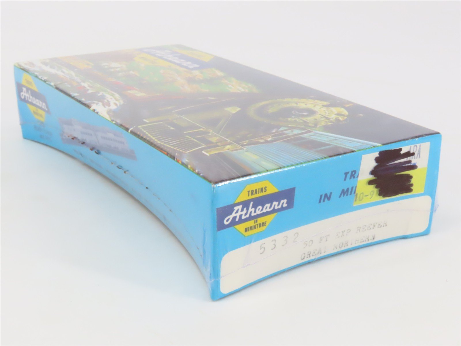 HO Scale Athearn Kit 5332 GN Great Northern 50' Express Reefer #2038 - Sealed
