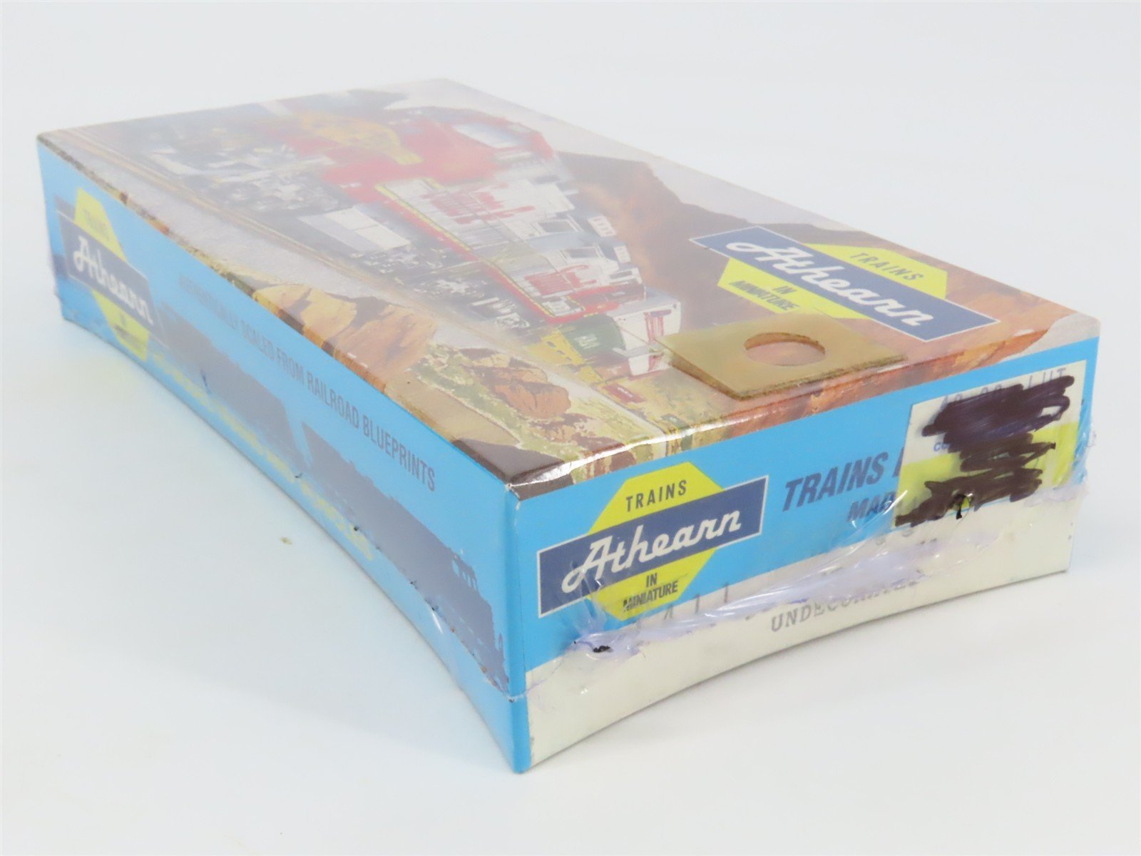 HO Scale Athearn Kit 1411 Undecorated 50' Flat Car w/ 2 Vans - Sealed