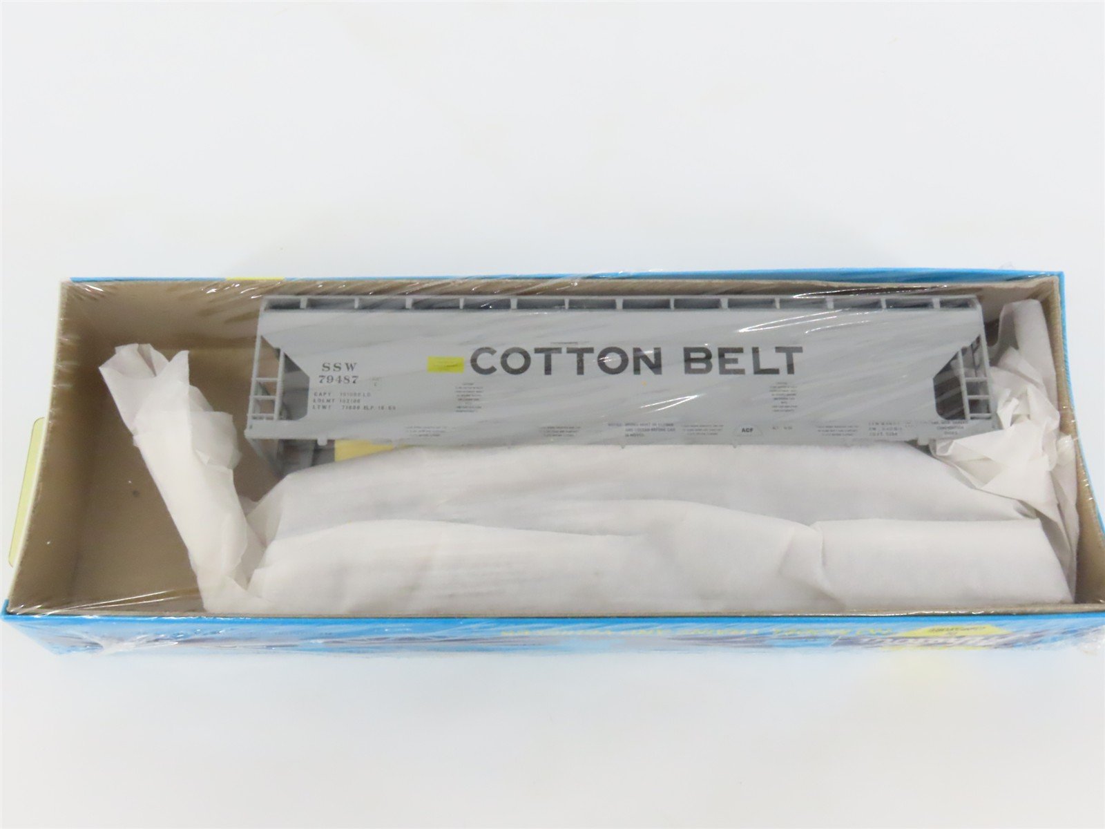 HO Scale Athearn Kit 1918 SSW Cotton Belt Center Flow Hopper #79487 - Sealed