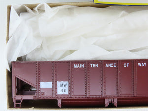 HO Scale Roundhouse Kit MW Maintenance of Way 2-Bay Open Ballast Coal Hopper #68