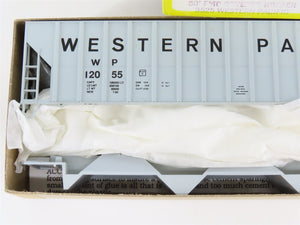 HO Scale Roundhouse Kit 3525 WP Western Pacific 50' Covered 3-Bay Hopper #12055