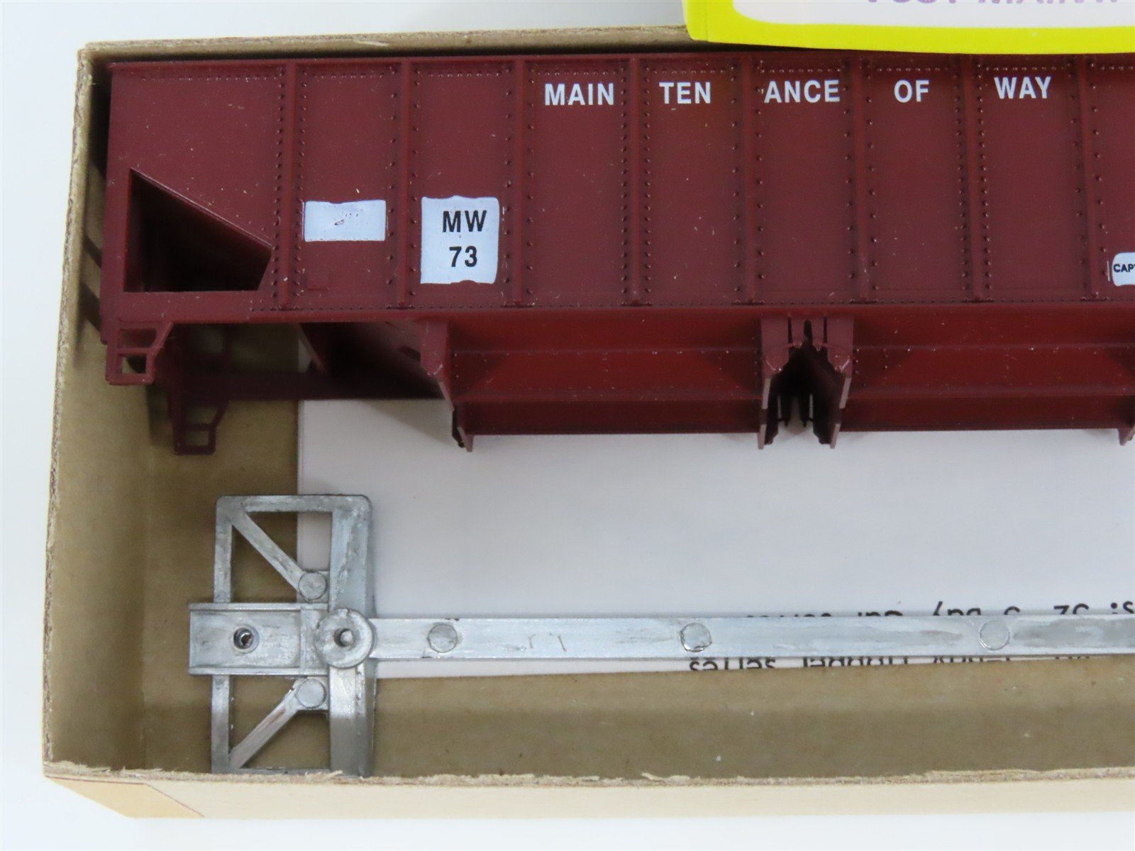 HO Scale Roundhouse Kit 7831 MW Maintenance of Way 2-Bay Ballast Coal Hopper #73