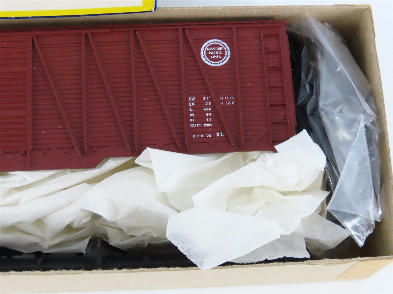 HO Scale Roundhouse Kit 2162 MP Missouri Pacific Double Door 50' Box Car #89014