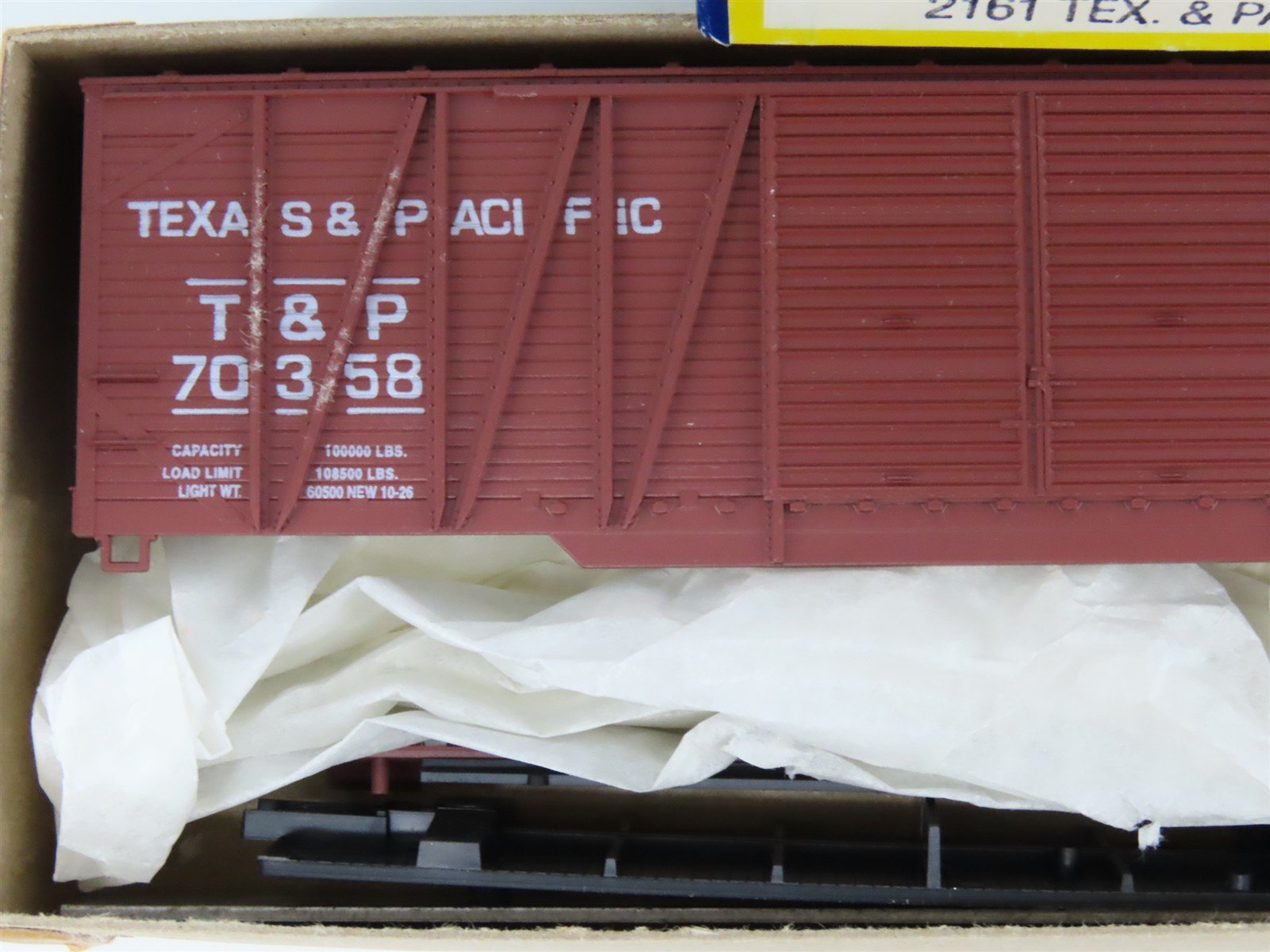 HO Scale Roundhouse Kit 2161 T&P Texas & Pacific 50' Double Door Box Car #70358