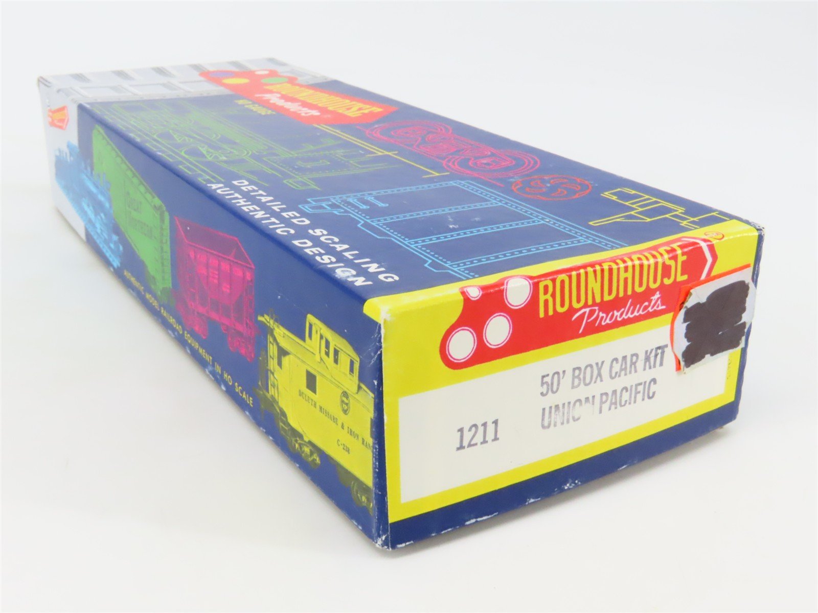 HO Scale Roundhouse Kit 1211 UP Union Pacific Streamliners 50' Box Car #500038