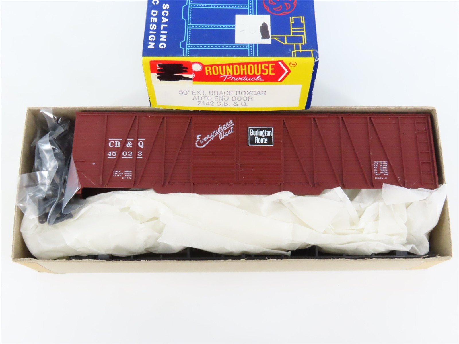 HO Roundhouse Kit 2142 CB&Q Burlington Route 50' Double Door Box Car #45023
