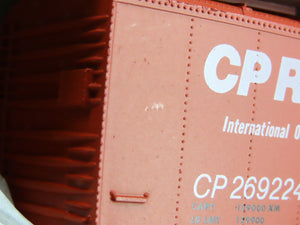 HO Scale Roundhouse Kit 1062 CP Rail 40' Single Door Box Car #269224