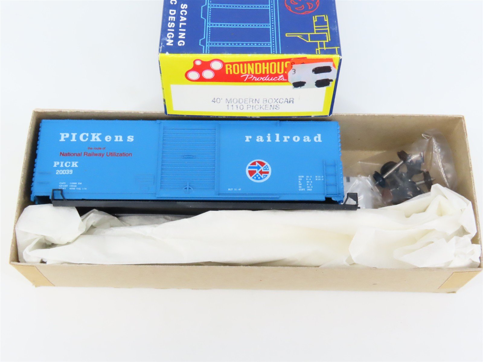 HO Scale Roundhouse Kit 1110 PICK Pickens 40' Single Door Box Car #20039
