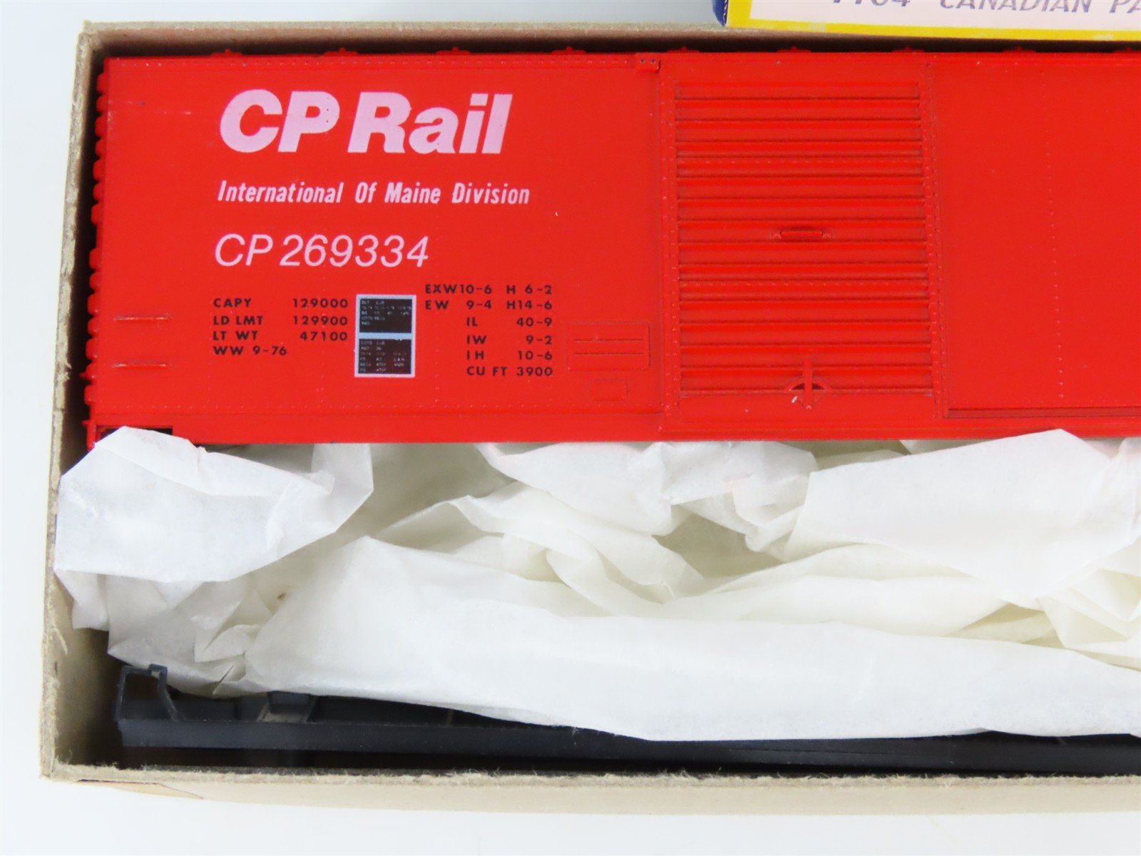 HO Scale Roundhouse Kit 1104 CP Canadian Pacific 40' Single Door Box Car #269334