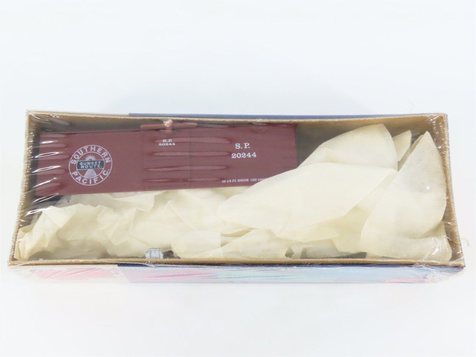 HO Roundhouse Kit 7811 SP Southern Pacific Sunset 36' Box Car #20244 - Sealed
