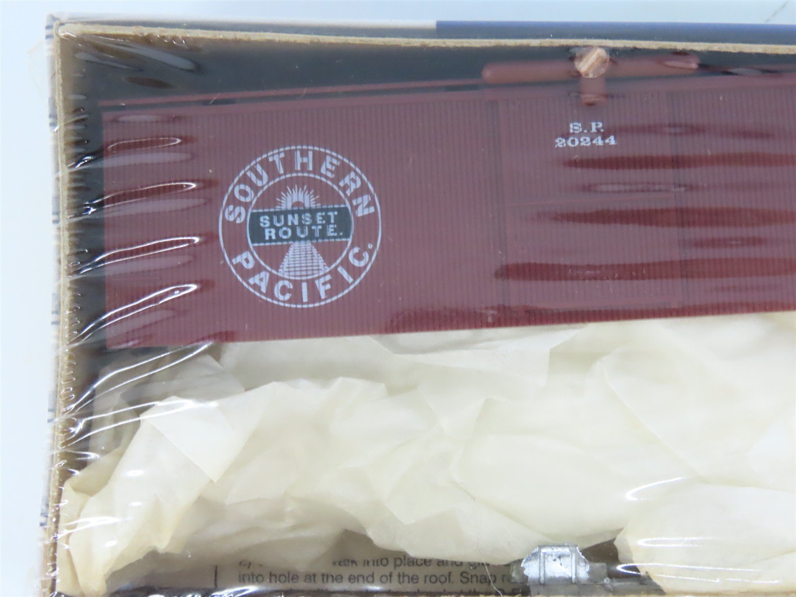 HO Roundhouse Kit 7811 SP Southern Pacific Sunset 36' Box Car #20244 - Sealed