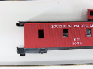 HO Scale Roundhouse Kit 3445 SP Southern Pacific Lines Old Timer Caboose #1039