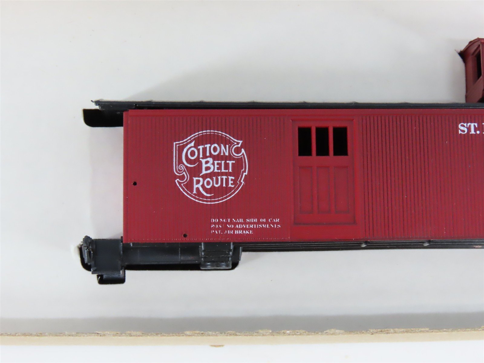 HO Scale Roundhouse Kit 3533 STL&W Cotton Belt Route Old Timer Caboose #2503