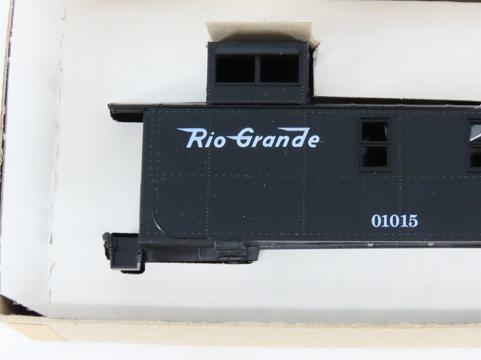 HO Scale Roundhouse Kit 3496 D&RGW Rio Grande Cupola Caboose #01015