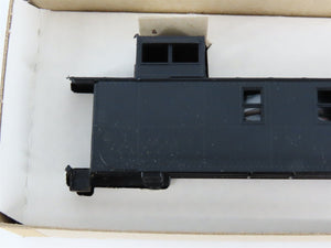 HO Scale Roundhouse Kit 3491 Undecorated 3-Window Cupola Caboose