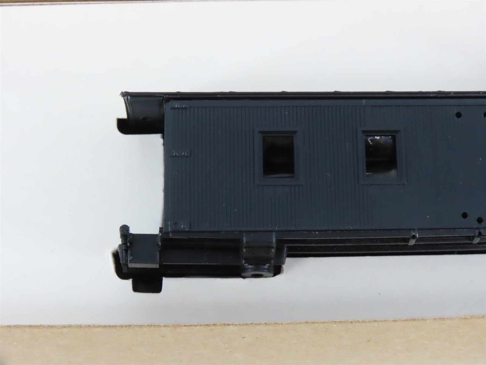 HO Scale Roundhouse Kit 3400 Unlettered Old Timer Cupola Caboose