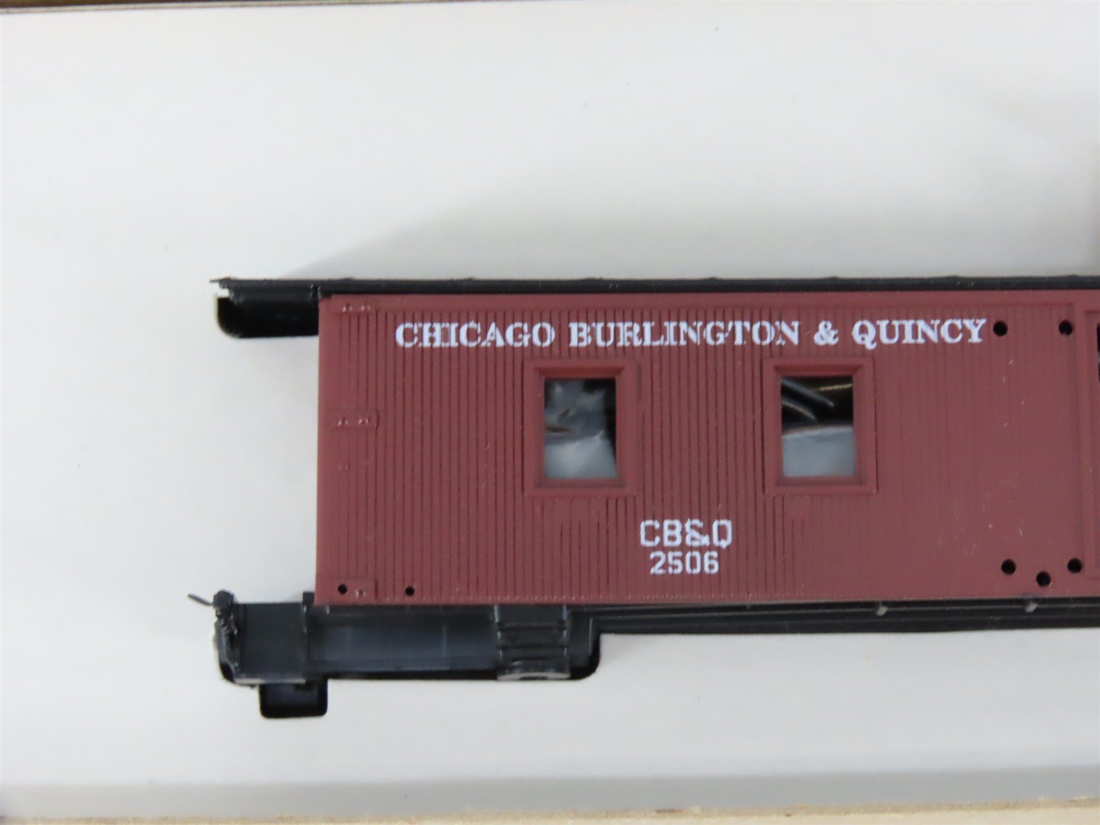 HO Scale Roundhouse Kit 3403 CB&Q Burlington Route Old Timer Caboose #2506