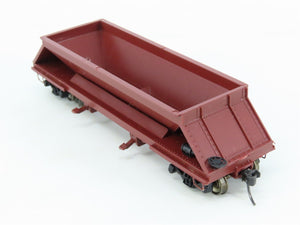 HO Scale Roundhouse Kit 1473 SP Sand & Gravel Hopper #4322 Partially Assembled