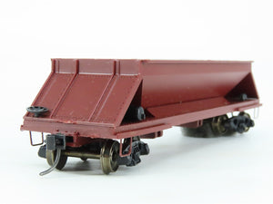 HO Scale Roundhouse Kit 1473 SP Sand & Gravel Hopper #4322 Partially Assembled