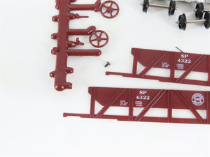 HO Scale Roundhouse Kit 1473 SP Sand & Gravel Hopper #4322 Partially Assembled