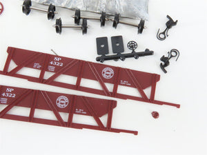HO Scale Roundhouse Kit 1473 SP Sand & Gravel Hopper #4322 Partially Assembled