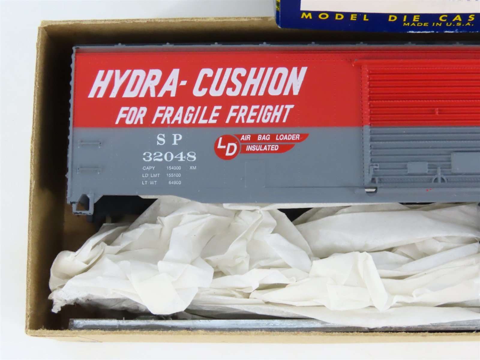 HO Scale Roundhouse Kit 1216 SP Southern Pacific 50' Single Door Box Car #32048