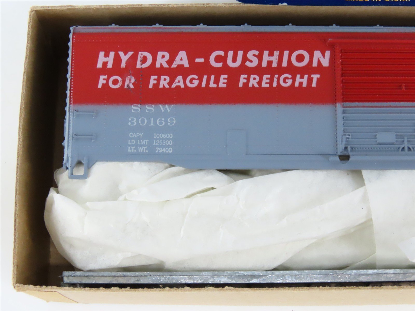 HO Scale Roundhouse Kit 1204 SSW Cotton Belt 50' Single Door Box Car #30169
