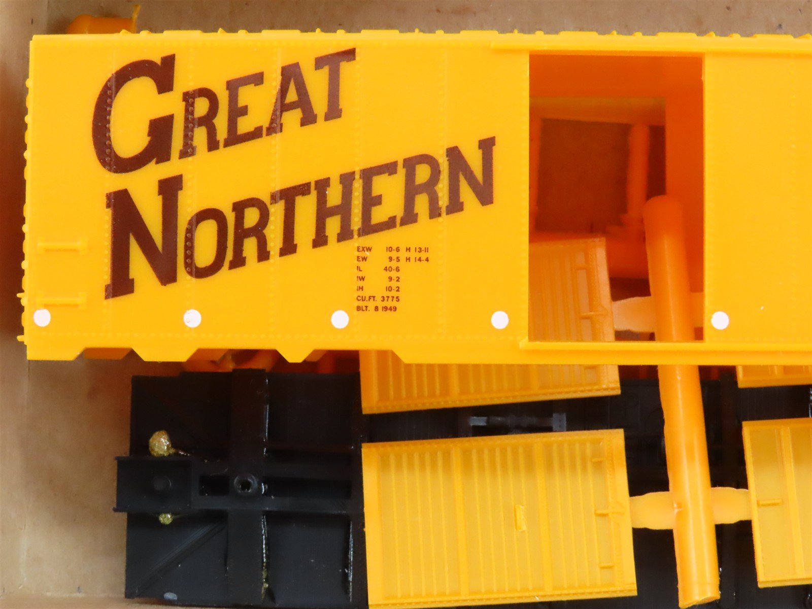 HO Scale C&BT Shops Kit 4503 GN Great Northern 40' Single Door Box Car #18007