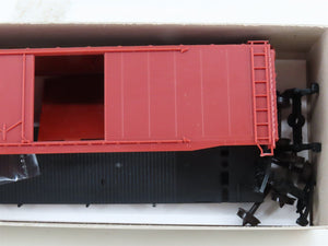 HO Scale Accurail Kit 5300 Undecorated 50' Combination Door Box Car