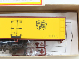 HO Scale Accurail Kit 4828 SSW Cotton Belt Route 40' Wood Reefer #50492