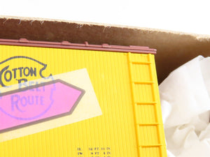 HO Scale Accurail Kit 4828 SSW Cotton Belt Route 40' Wood Reefer #50492