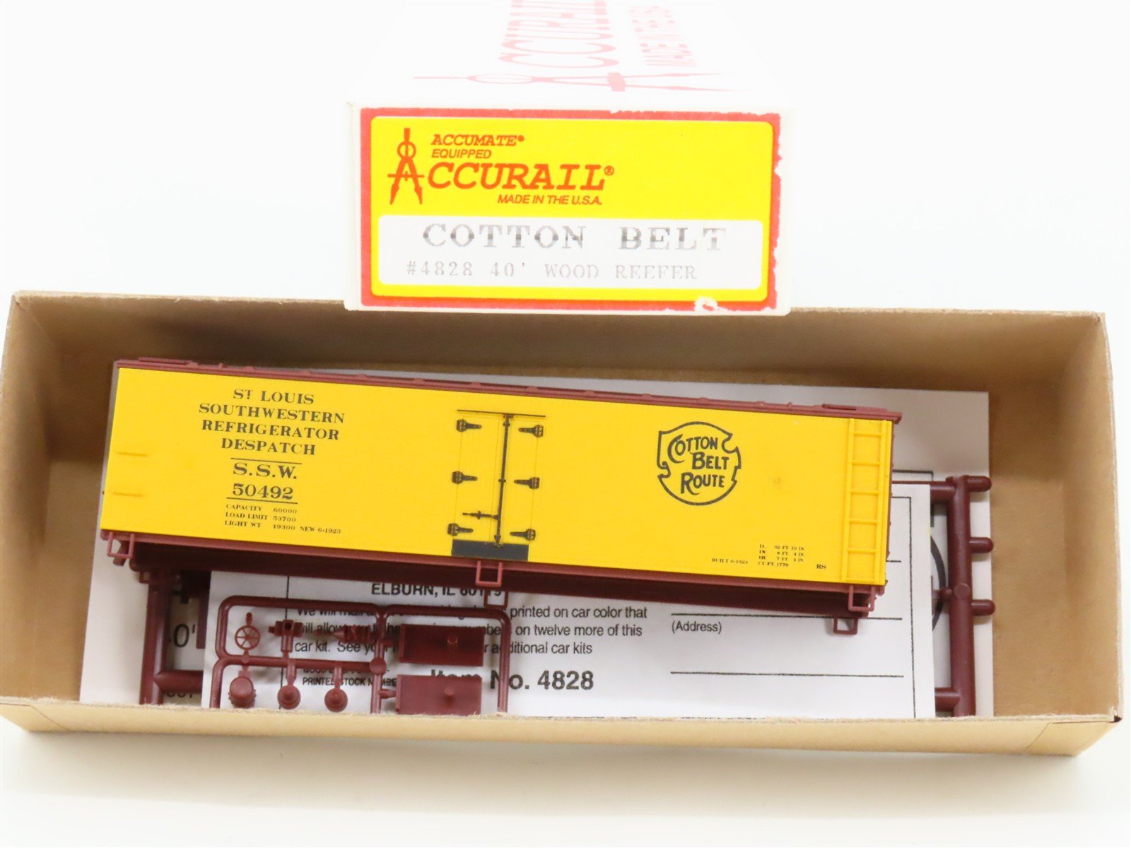 HO Scale Accurail Kit 4828 SSW Cotton Belt Route 40' Wood Reefer #50492