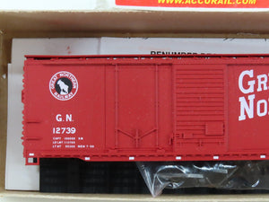 HO Accurail Kit 38011 GN Great Northern 40' Combination Door Box Car #12739