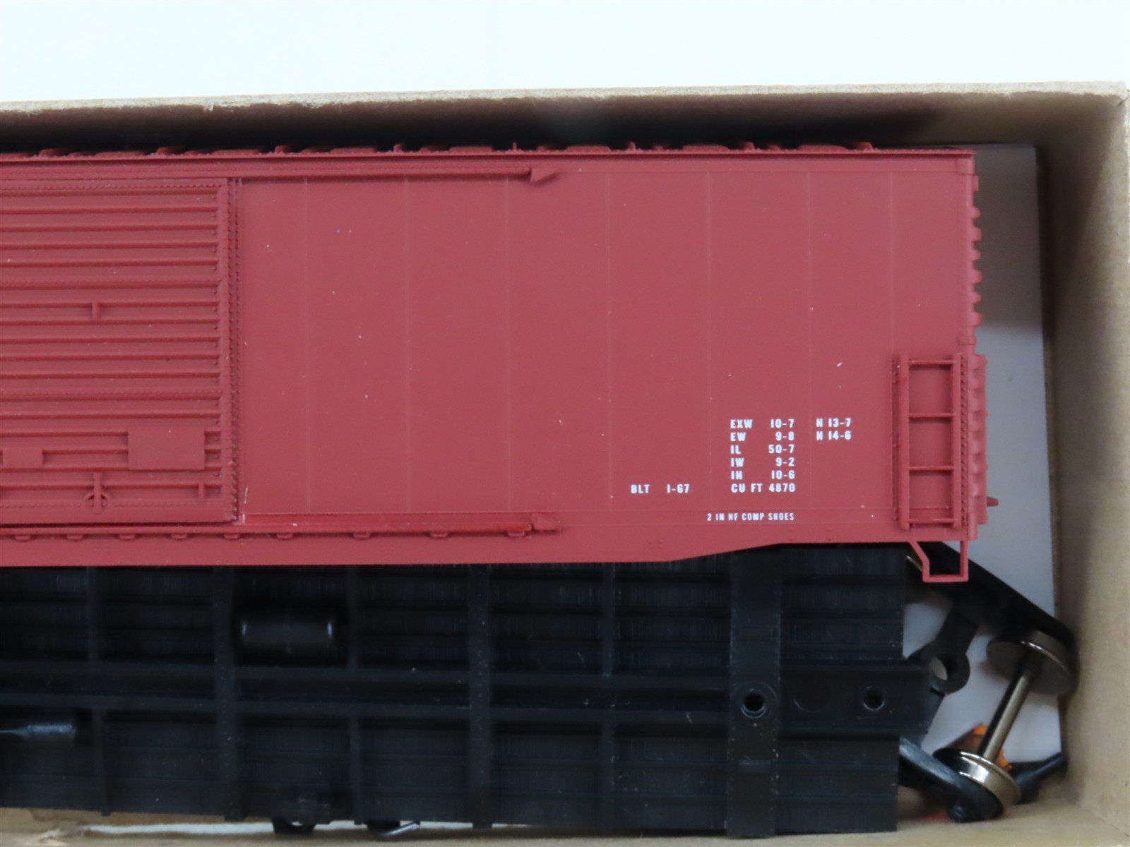 HO Scale Accurail Kit 5799 Data Only 50' Steel Box Car - Partially Assembled