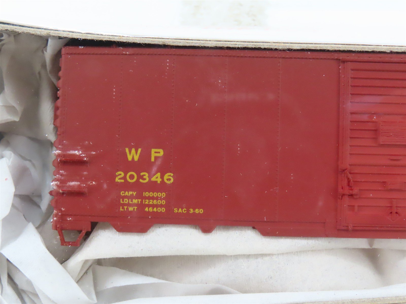 HO Scale Accurail Kit 3516 WP Western Pacific 40' Steel Box Car #20346 - Sealed