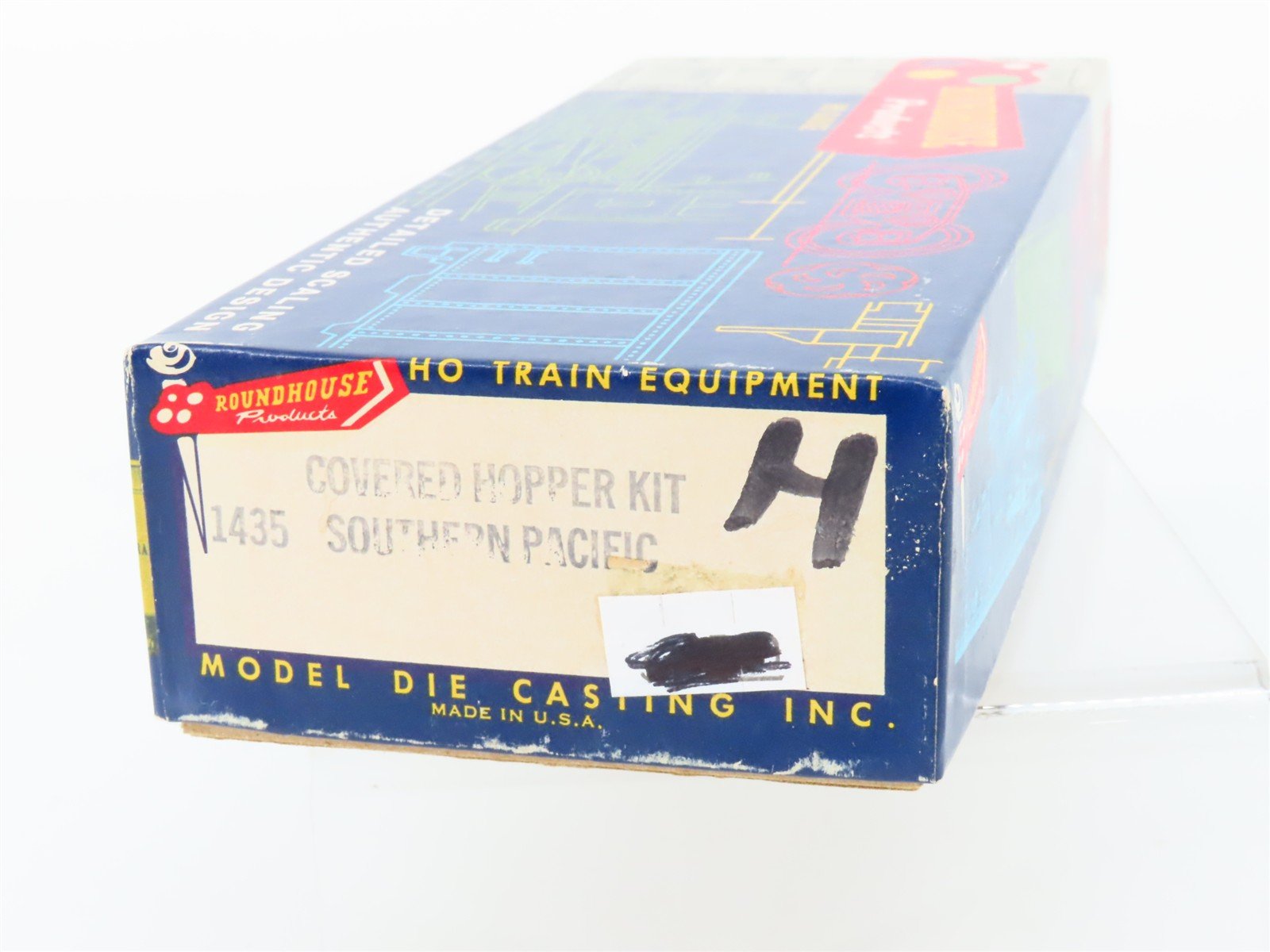 HO Scale Roundhouse Kit 1435 SP Southern Pacific 2-Bay Covered Hopper #400055