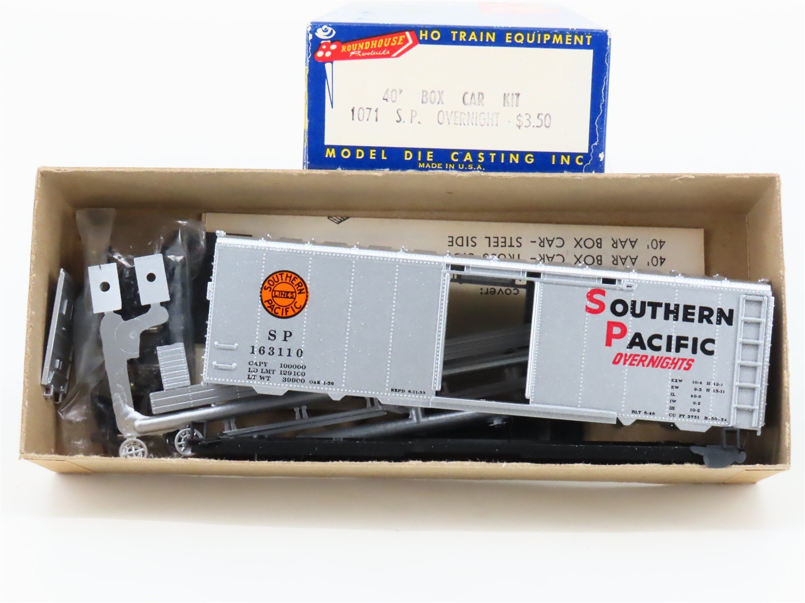HO Scale Roundhouse Kit 1071 SP Southern Pacific Overnight 40' Box Car #163110